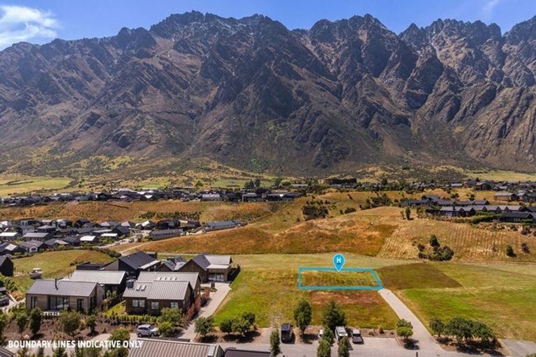 Photo of property in 20 Cunninghams Drive, Jacks Point, Queenstown, 9371