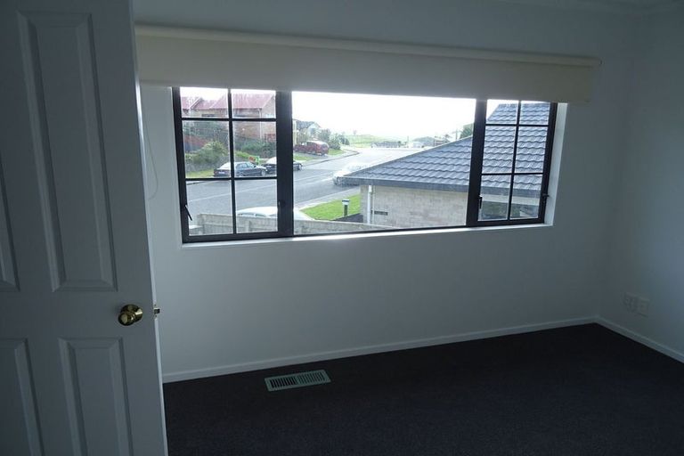 Photo of property in 1 Norwood Place, Johnsonville, Wellington, 6037