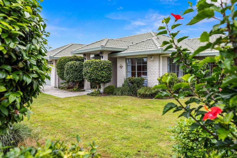 Photo of property in 34 Santa Monica Drive, Papamoa Beach, Papamoa, 3118