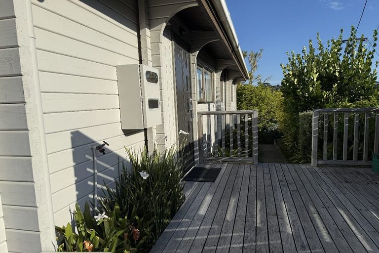 Photo of property in 2/46 Channel View Road, Campbells Bay, Auckland, 0630