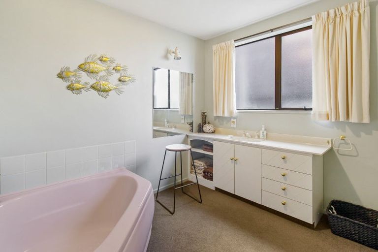 Photo of property in 15 Monowai Place, Glenwood, Timaru, 7910