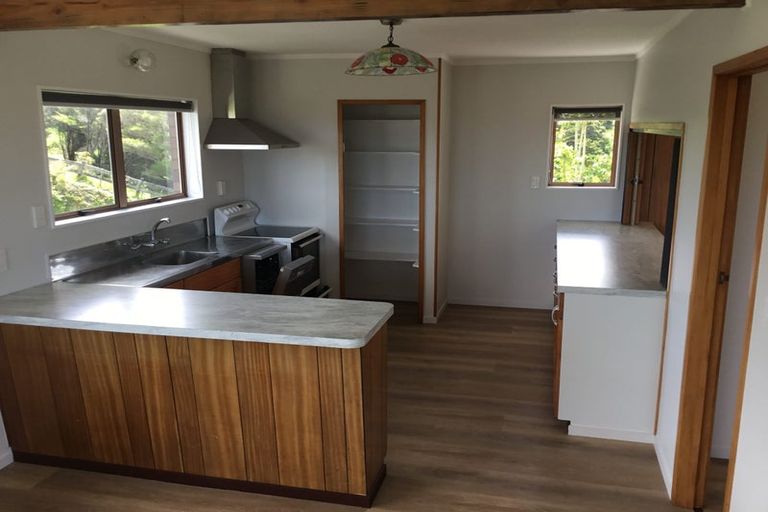 Photo of property in 21 Kakariki Road, Ngunguru, Whangarei, 0173