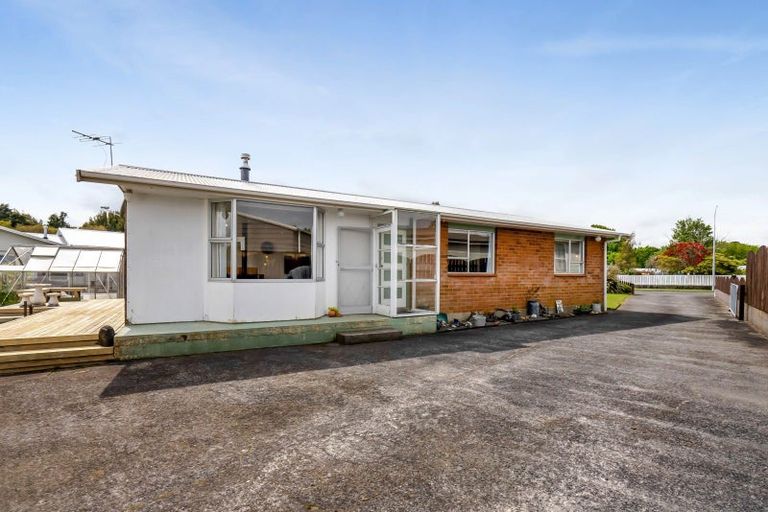 Photo of property in 2 Adrian Street, Stratford, 4332