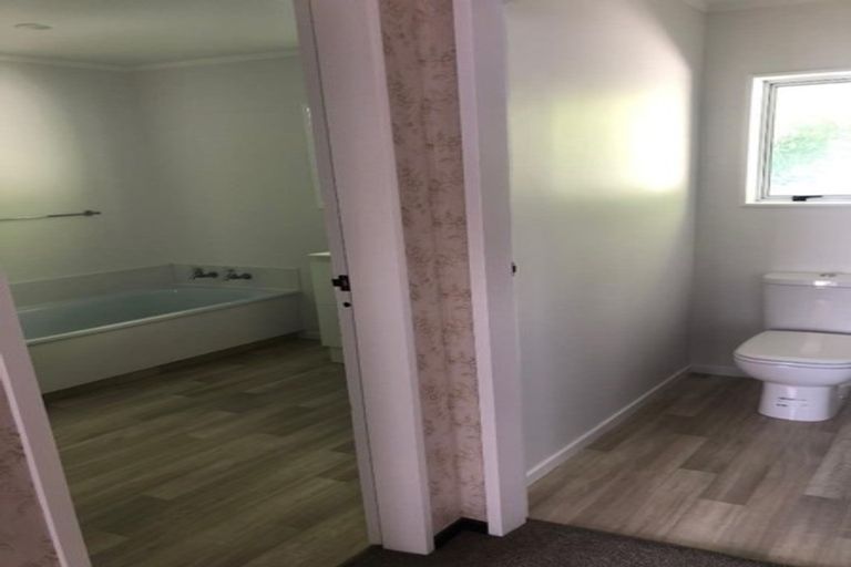 Photo of property in 70b Rimu Street, Waikanae, 5036