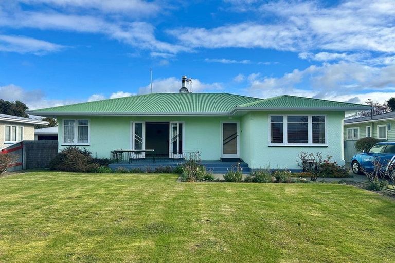 Photo of property in 15 Wycliffe Street, Onekawa, Napier, 4110