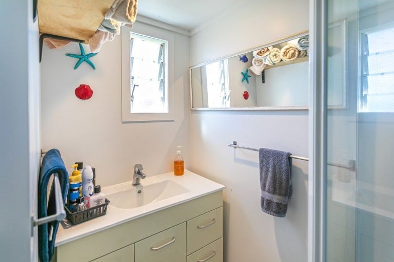 Photo of property in 224 Tui Road, Whangamata, 3620