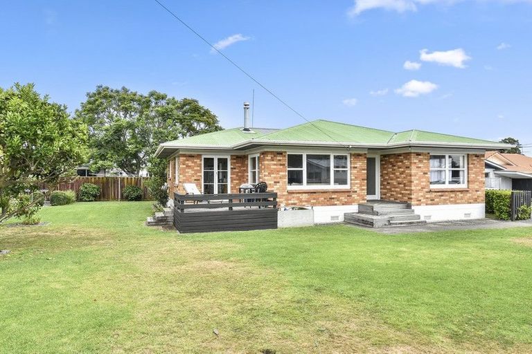 Photo of property in 94 Beach Road, Pahurehure, Papakura, 2113