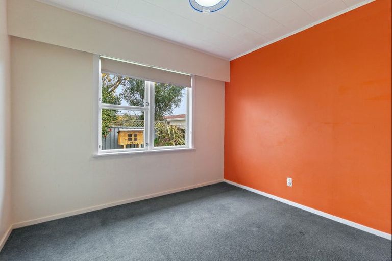 Photo of property in 76a Kennedy Drive, Levin, 5510