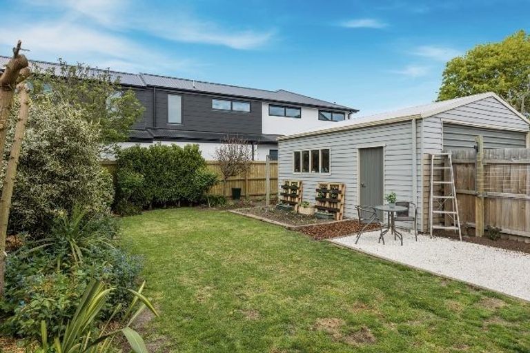 Photo of property in 42 Berwick Street, St Albans, Christchurch, 8014
