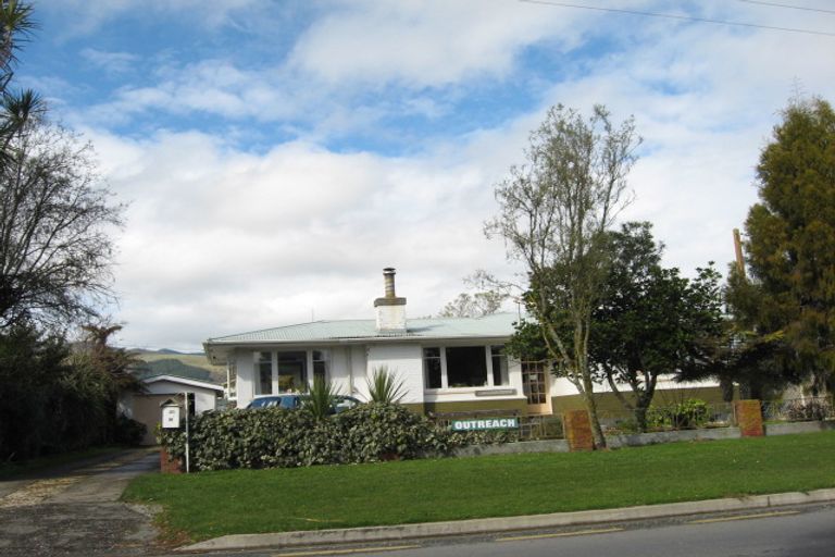 Photo of property in 48 Motupipi Street, Takaka, 7110