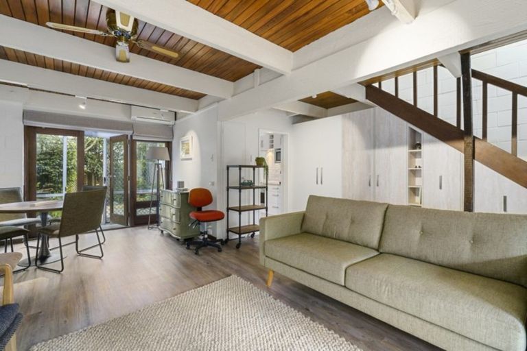 Photo of property in 8/46 Manuka Street, Hokowhitu, Palmerston North, 4410