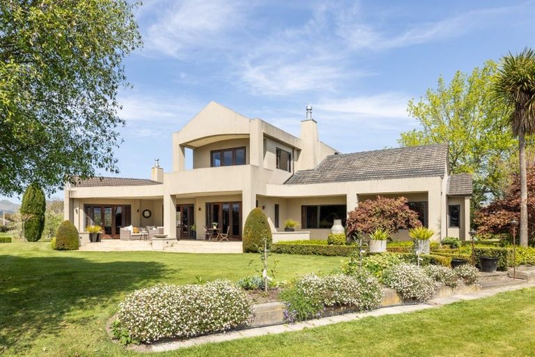 Photo of property in 375 Saint Georges Road, Havelock North, 4130