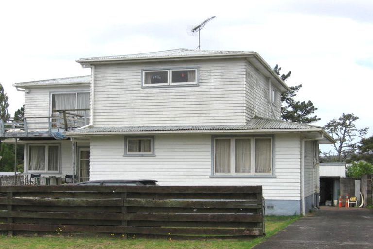 Photo of property in 38 O'donn Avenue, Beach Haven, Auckland, 0626
