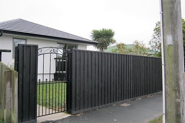 Photo of property in 63 Bishop Street, St Albans, Christchurch, 8014