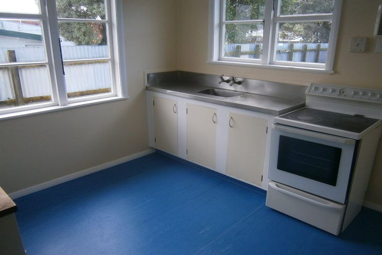 Photo of property in 12 Hunter Street, Taita, Lower Hutt, 5011