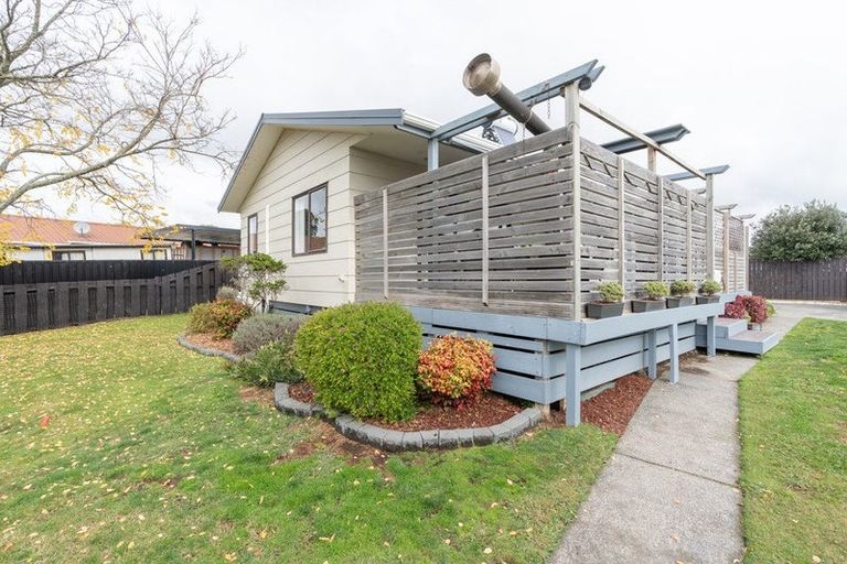 Photo of property in 25 Garland Drive, St Andrews, Hamilton, 3200