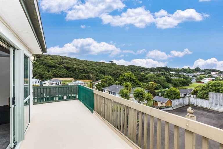 Photo of property in 57b Albatross Close, Whitby, Porirua, 5024