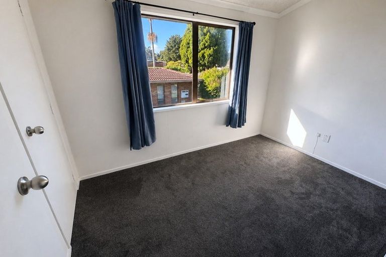 Photo of property in 1 Brynbela Court, Papakura, 2110