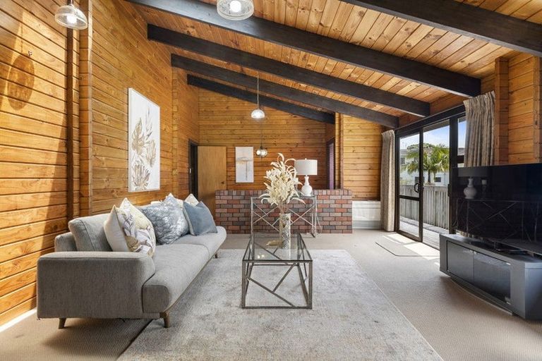 Photo of property in 47 Redwing Street, Browns Bay, Auckland, 0630