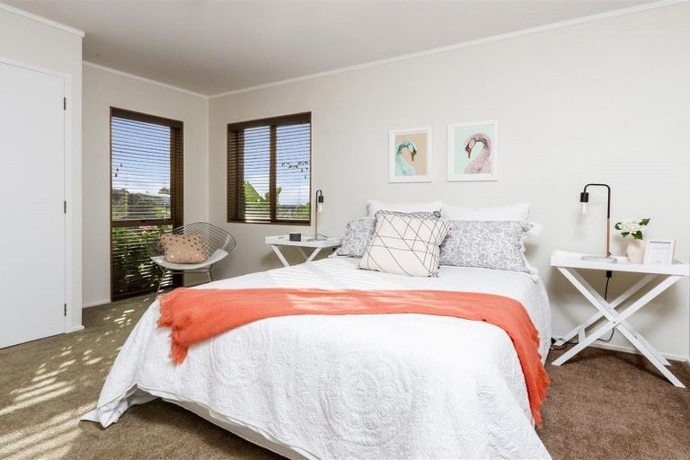 Photo of property in 9 Coromandel Crescent, Mairangi Bay, Auckland, 0630