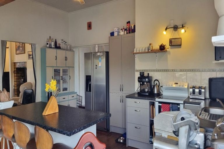 Photo of property in 52 Koheroa Road, Mercer, 2474