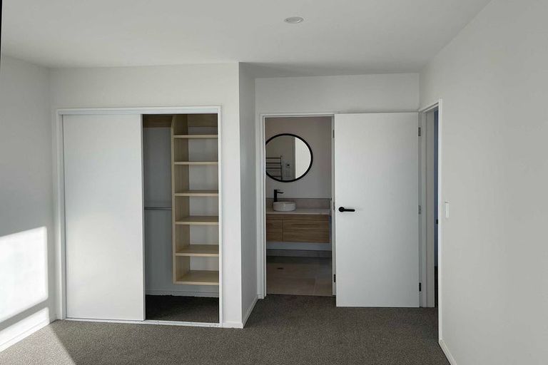 Photo of property in 4/6 Burdale Street, Riccarton, Christchurch, 8011