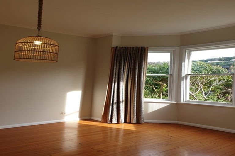 Photo of property in 89 Derwent Street, Island Bay, Wellington, 6023