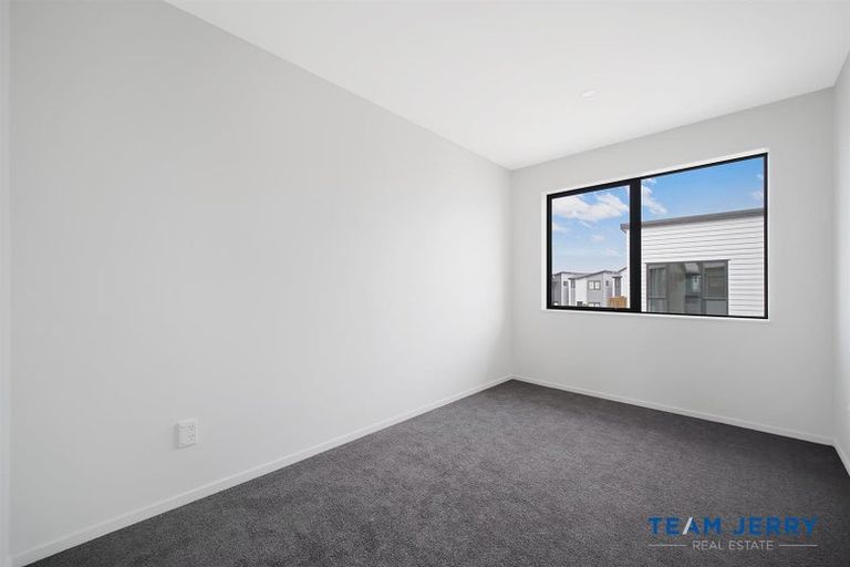 Photo of property in 3 Te Kaapia Road, Papakura, 2110