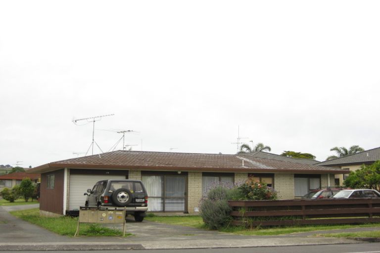 Photo of property in 3/98 Harris Street, Pukekohe, 2120