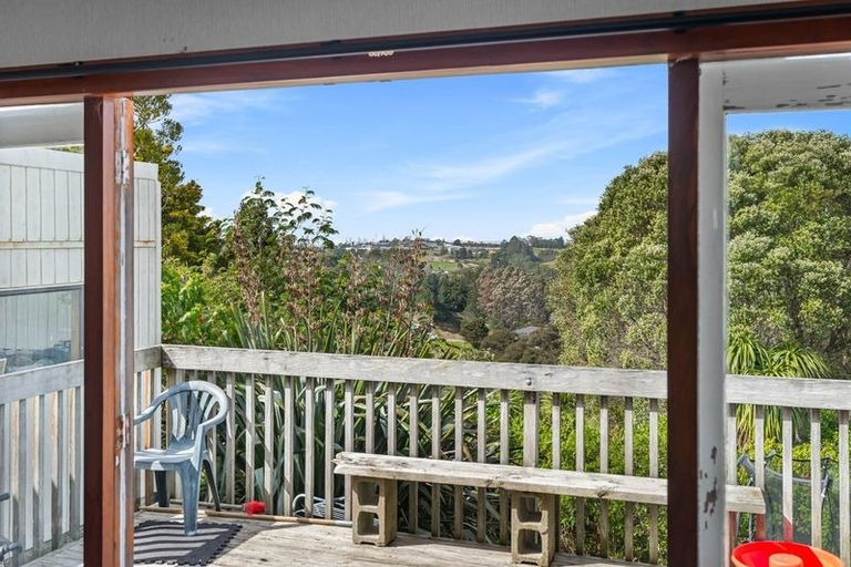 Photo of property in 83 Sunnyvale Road, Massey, Auckland, 0614
