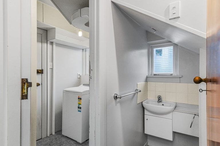 Photo of property in 53 Garfield Avenue, Roslyn, Dunedin, 9010