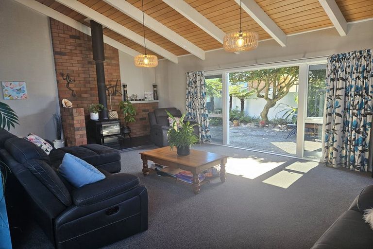 Photo of property in 21 Bealey Street, Hokitika, 7810