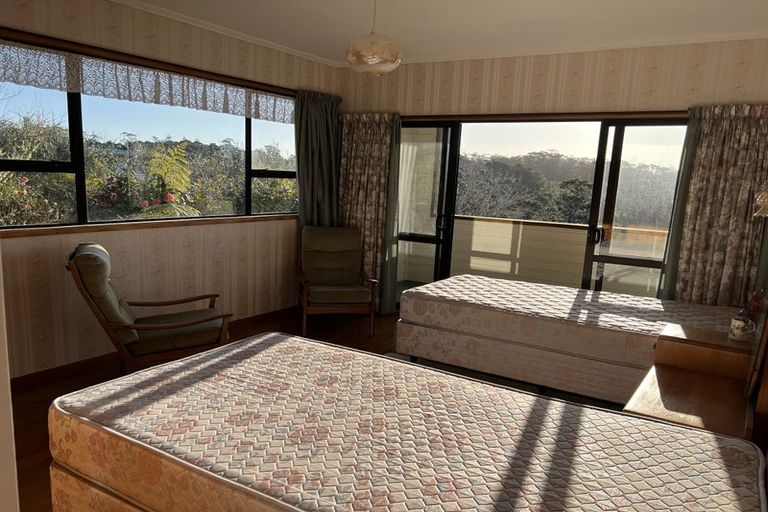 Photo of property in 4 Rae Road, Campbells Bay, Auckland, 0620