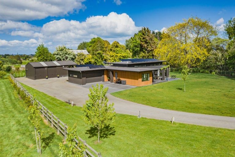 Photo of property in 19 Lindsay Road, Levin, 5510