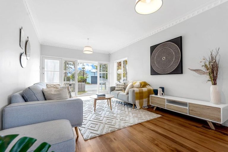 Photo of property in 1/36 Rimu Street, New Lynn, Auckland, 0600