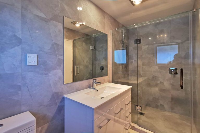 Photo of property in 2/9 Billabong Place, Botany Downs, Auckland, 2010