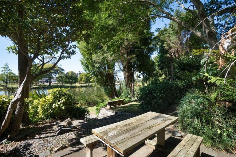 Photo of property in 41 Manuka Street, Hokowhitu, Palmerston North, 4410