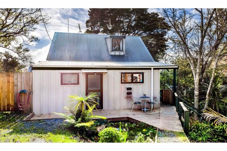 Photo of property in 5 Woodlands Avenue, Snells Beach, 0920