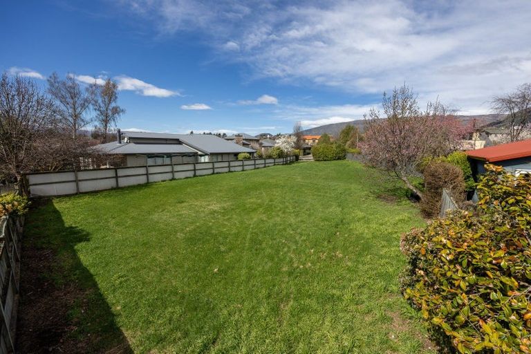 Photo of property in 3 Stonebridge Close, Wanaka, 9305