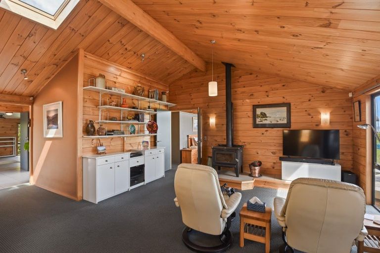 Photo of property in 25 Collingwood Drive, Tikitere, Rotorua, 3074