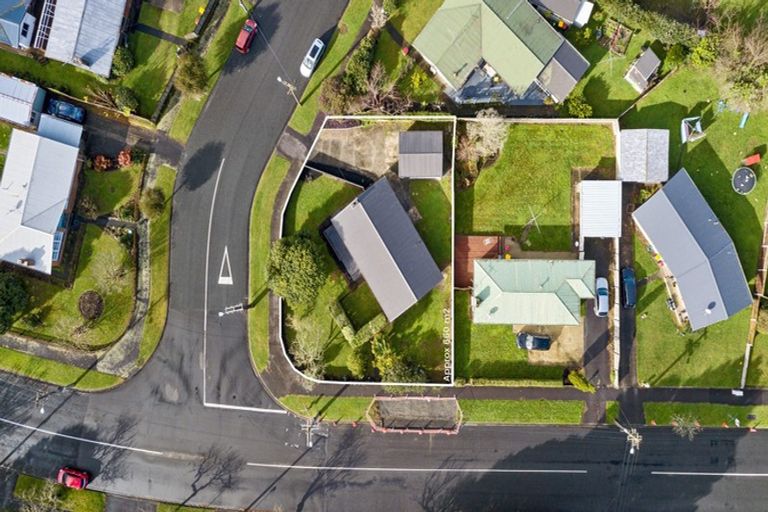 Photo of property in 50 Nevada Road, Silverdale, Hamilton, 3216