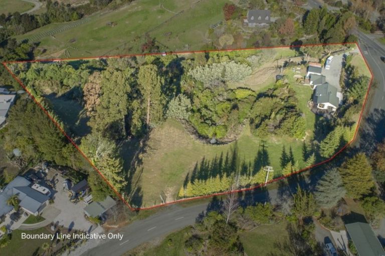 Photo of property in 346 Old Coach Road, Upper Moutere, 7173