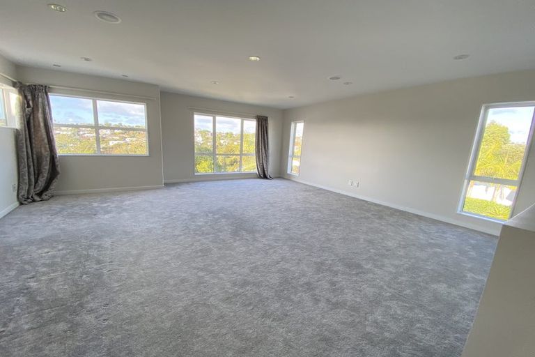 Photo of property in 43 Remuremu Street, Long Bay, Auckland, 0630