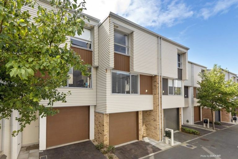 Photo of property in Altar Apartments, 62/120 Rintoul Street, Newtown, Wellington, 6021