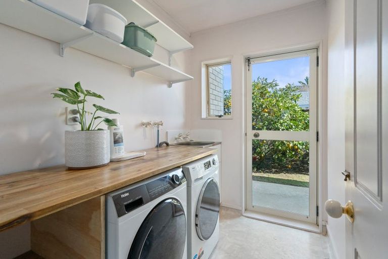 Photo of property in 179 Victoria Street, Cambridge, 3434