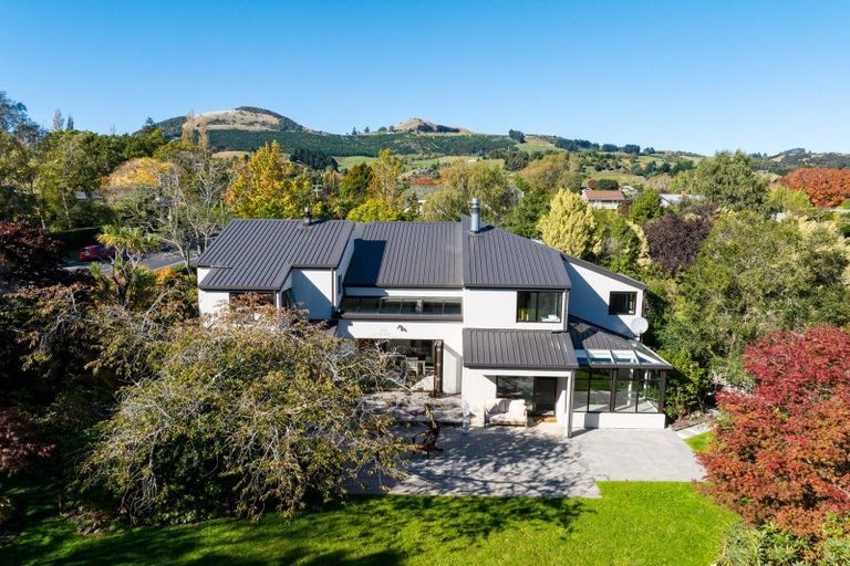 Photo of property in 6 Riccarton Road East, East Taieri, Mosgiel, 9024