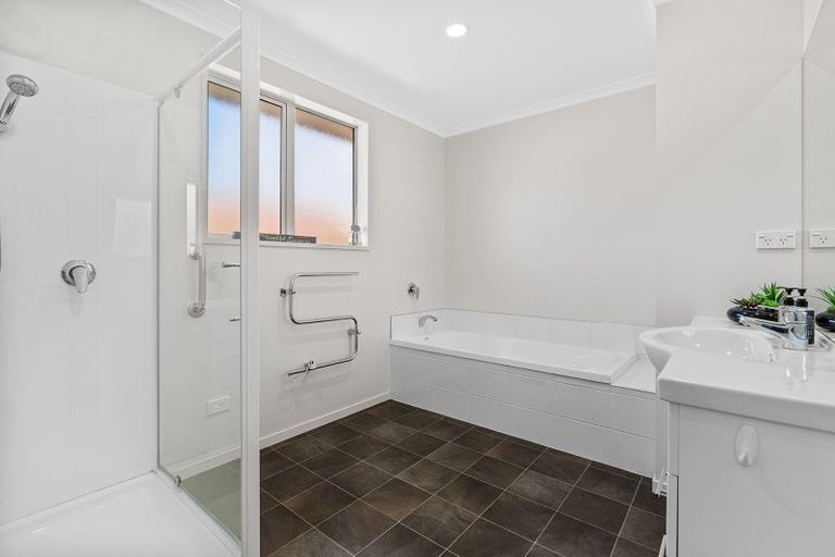 Photo of property in 10b Berwick Street, Mosgiel, 9024