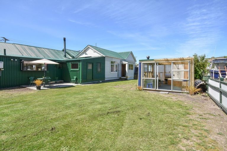 Photo of property in 2 Moturata Road, Taieri Beach, Brighton, 9091