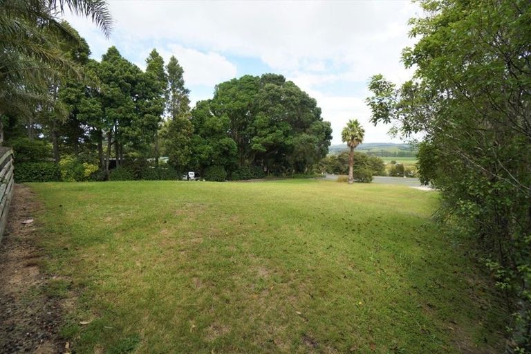 Photo of property in 104 Marsden Point Road, Ruakaka, 0116