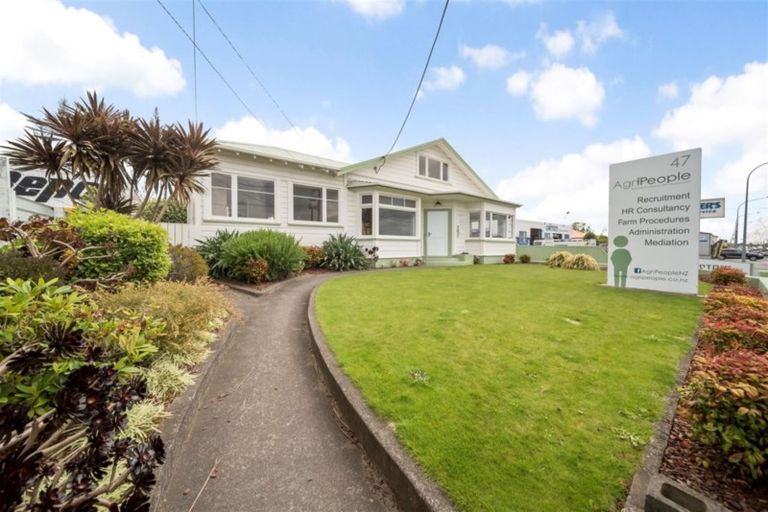 Photo of property in 47 Glover Road, Hawera, 4610